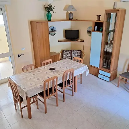 Villetta Fronte Rivabella Holiday home *